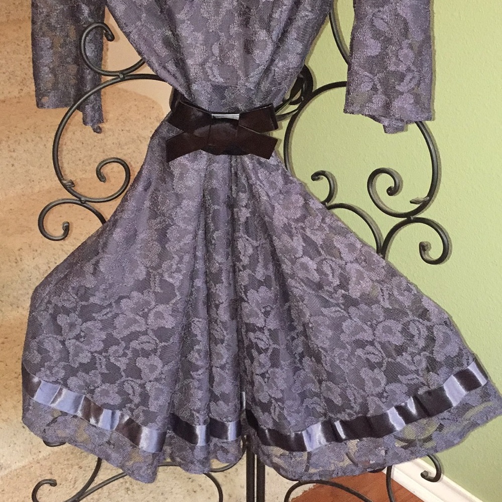 Lace & satin V-neck Dress with Belt 16 ALEX MARIE